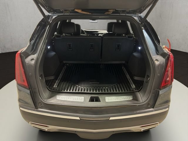Used 2020 Cadillac XT5 Premium Luxury AWD/4WD image 23