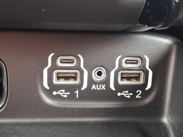 Used 2022 RAM 1500 Limited w/ Body Color Bumper Group AWD/4WD image 24