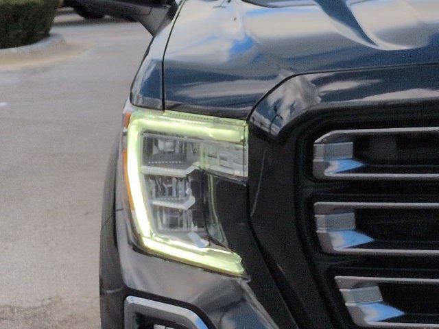 Used 2021 GMC Sierra 1500 AT4 w/ AT4 Value Package AWD/4WD image 10