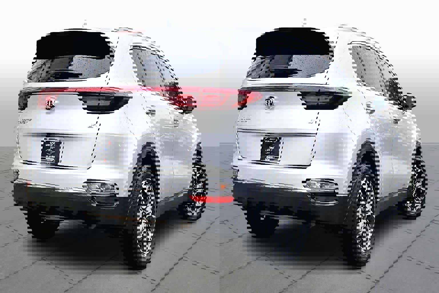 Used 2020 Kia Sportage EX image 24