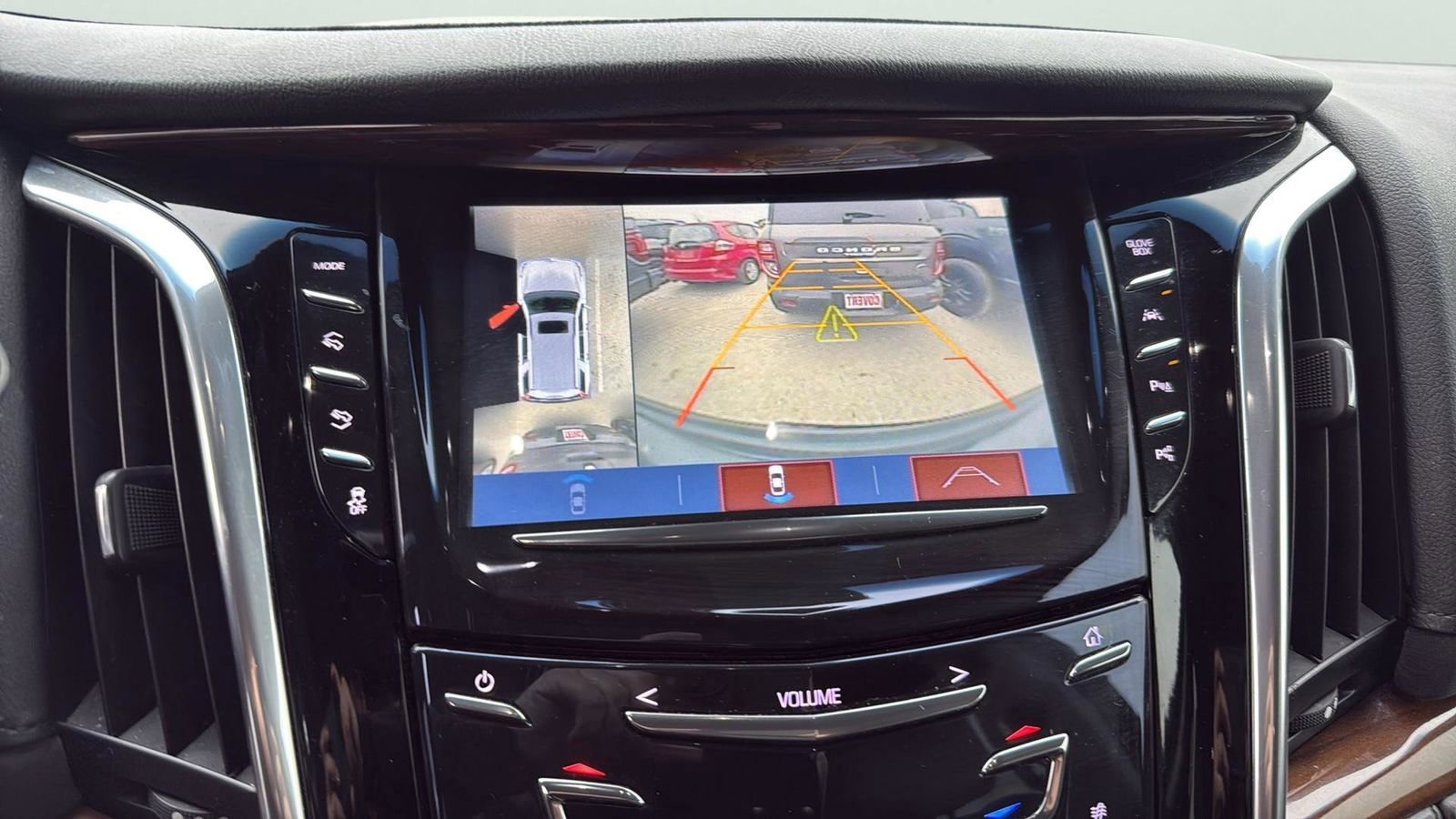 Used 2019 Cadillac Escalade Luxury image 19