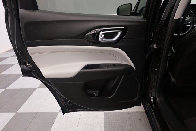 Used 2022 Jeep Compass Limited AWD/4WD image 23