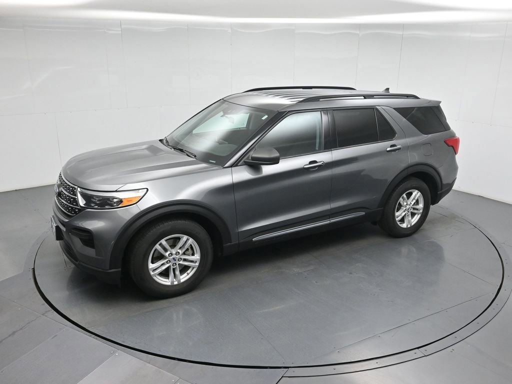 Certified 2023 Ford Explorer XLT image 28