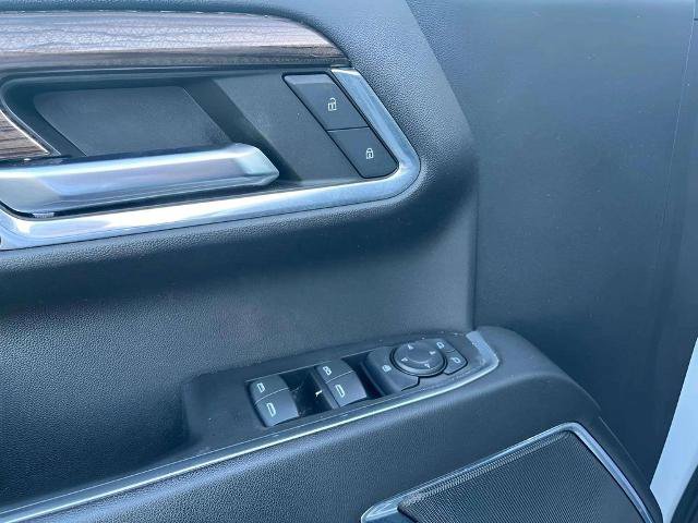 Used 2023 Chevrolet Silverado 1500 LT AWD/4WD image 15