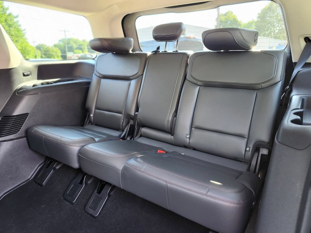 Certified 2025 Ford Expedition Active RWD image 18