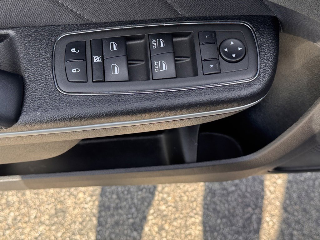 Used 2022 Dodge Charger R/T image 16