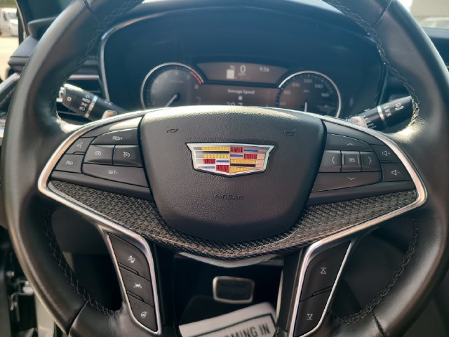 Used 2025 Cadillac XT5 Sportv AWD/4WD image 13