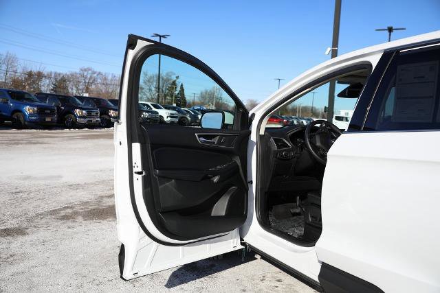 Certified 2023 Ford Edge SEL w/ Convenience Package image 18