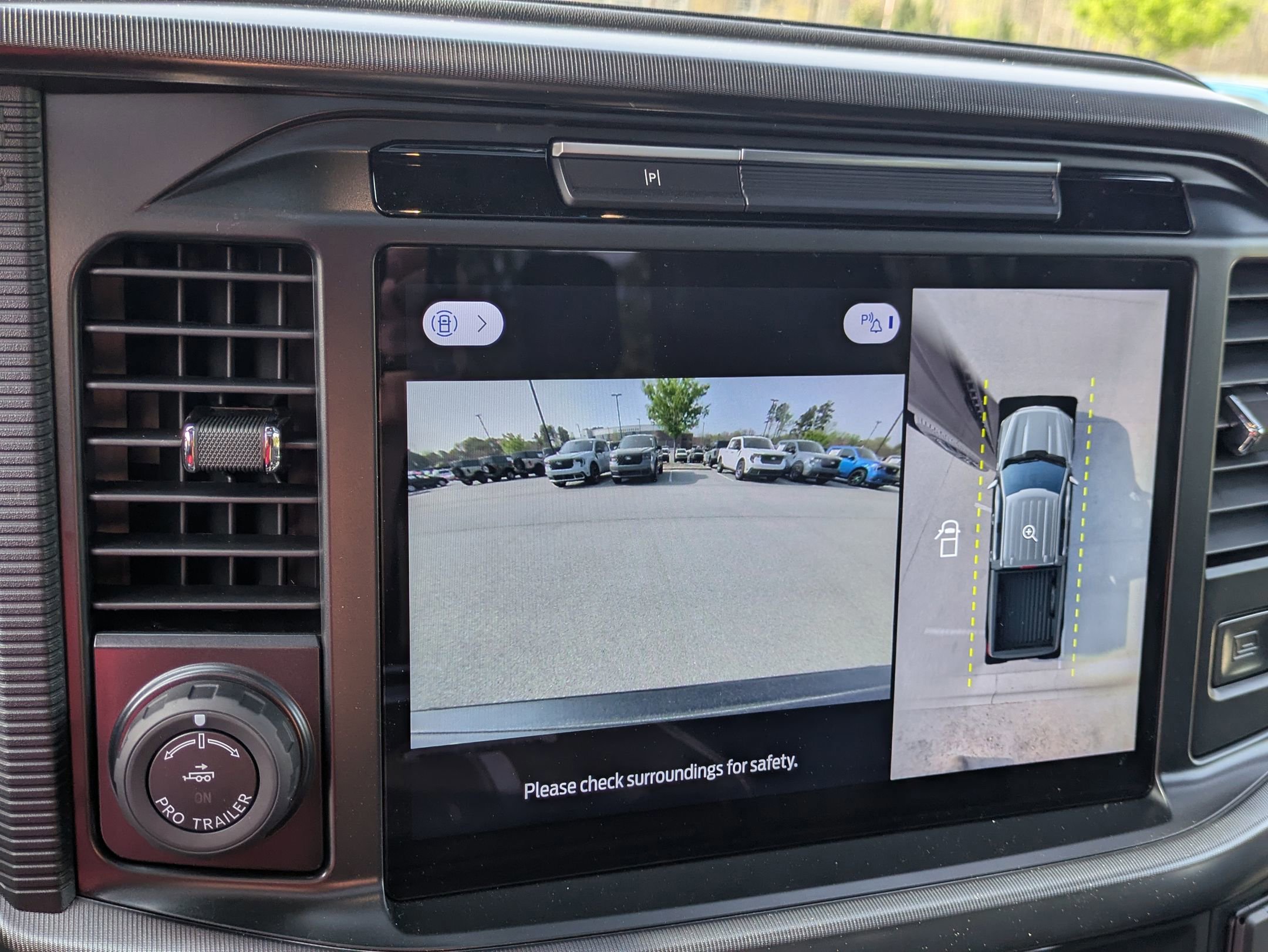 Certified 2025 Ford F150 Platinum w/ Equipment Group 702A High image 29