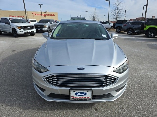 Certified 2017 Ford Fusion SE w/ Fusion SE Technology Package image 8