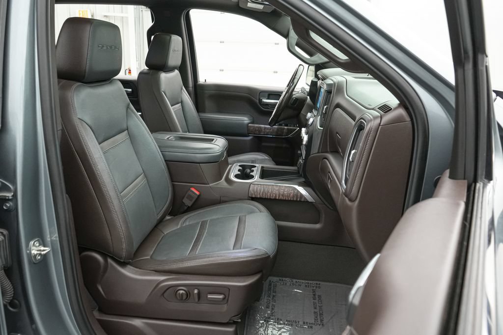 Used 2019 GMC Sierra 1500 Denali w/ Denali Ultimate Package AWD/4WD image 25
