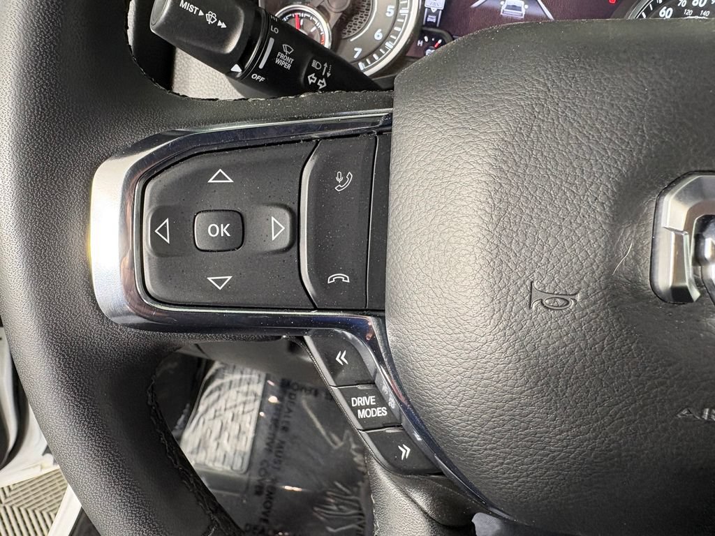 Used 2025 RAM 1500 Laramie AWD/4WD image 24