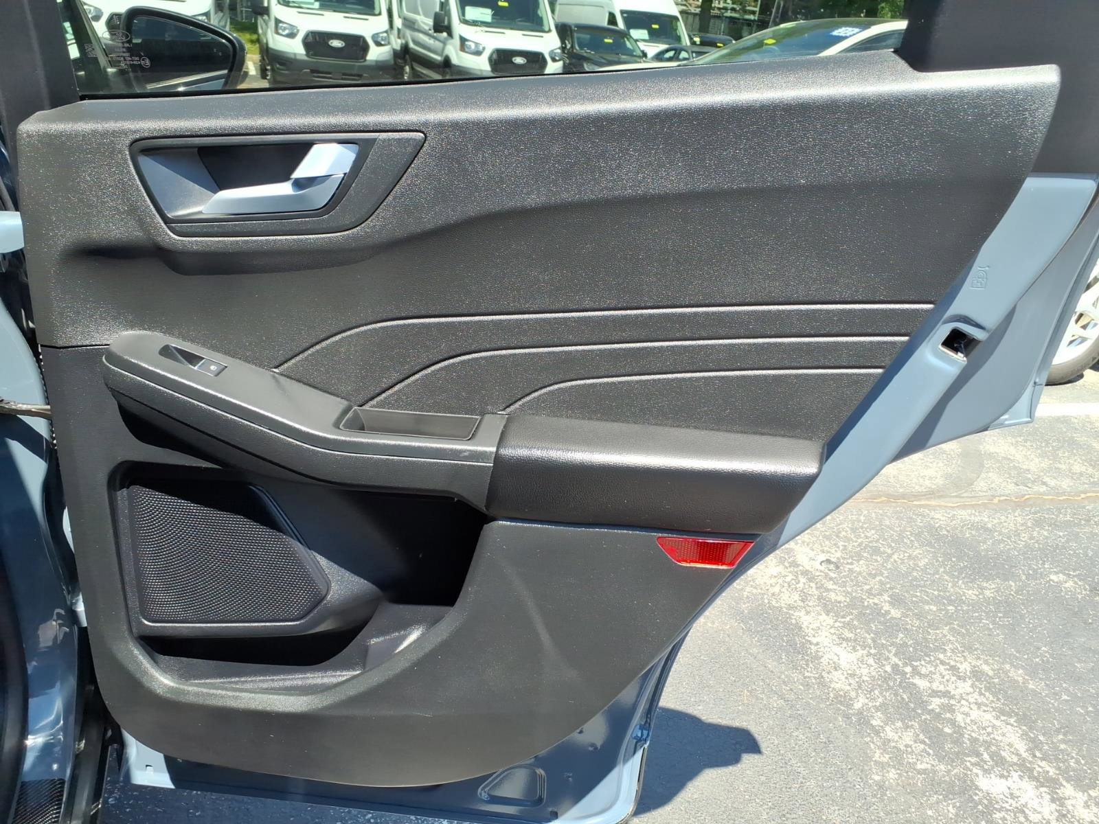 Certified 2025 Ford Escape ST-Line Select w/ Tech Pack #1 AWD/4WD image 14