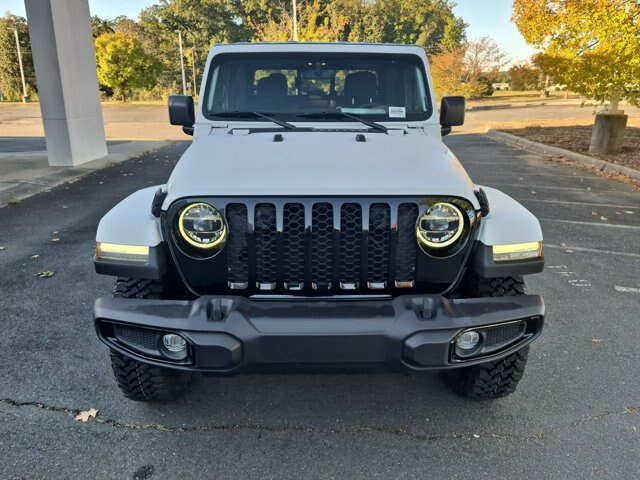 Used 2022 Jeep Gladiator Sport AWD/4WD image 9
