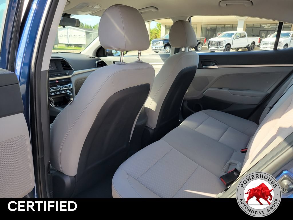 Used 2020 Hyundai Elantra SE FWD image 14