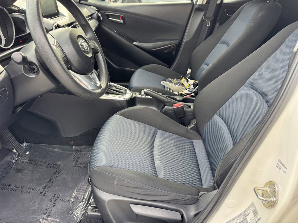 Used 2018 Toyota Yaris iA FWD image 13