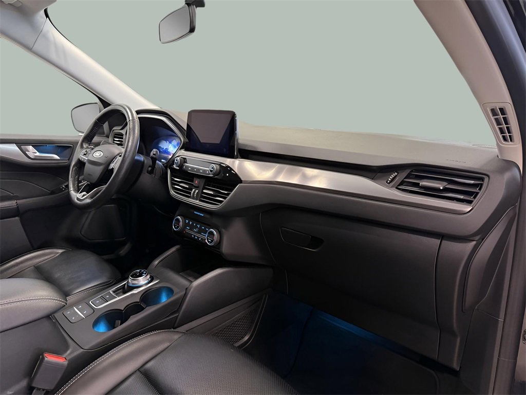 Certified 2021 Ford Escape Titanium image 14