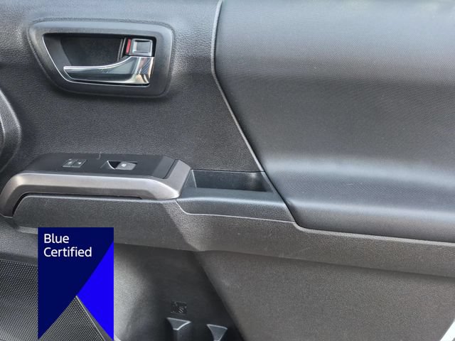 Used 2022 Toyota Tacoma TRD Off-Road AWD/4WD image 33