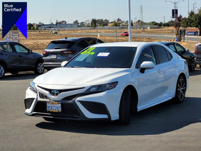 Used 2021 Toyota Camry SE