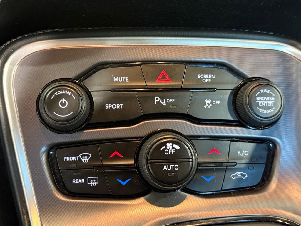 Used 2020 Dodge Challenger R/T image 17