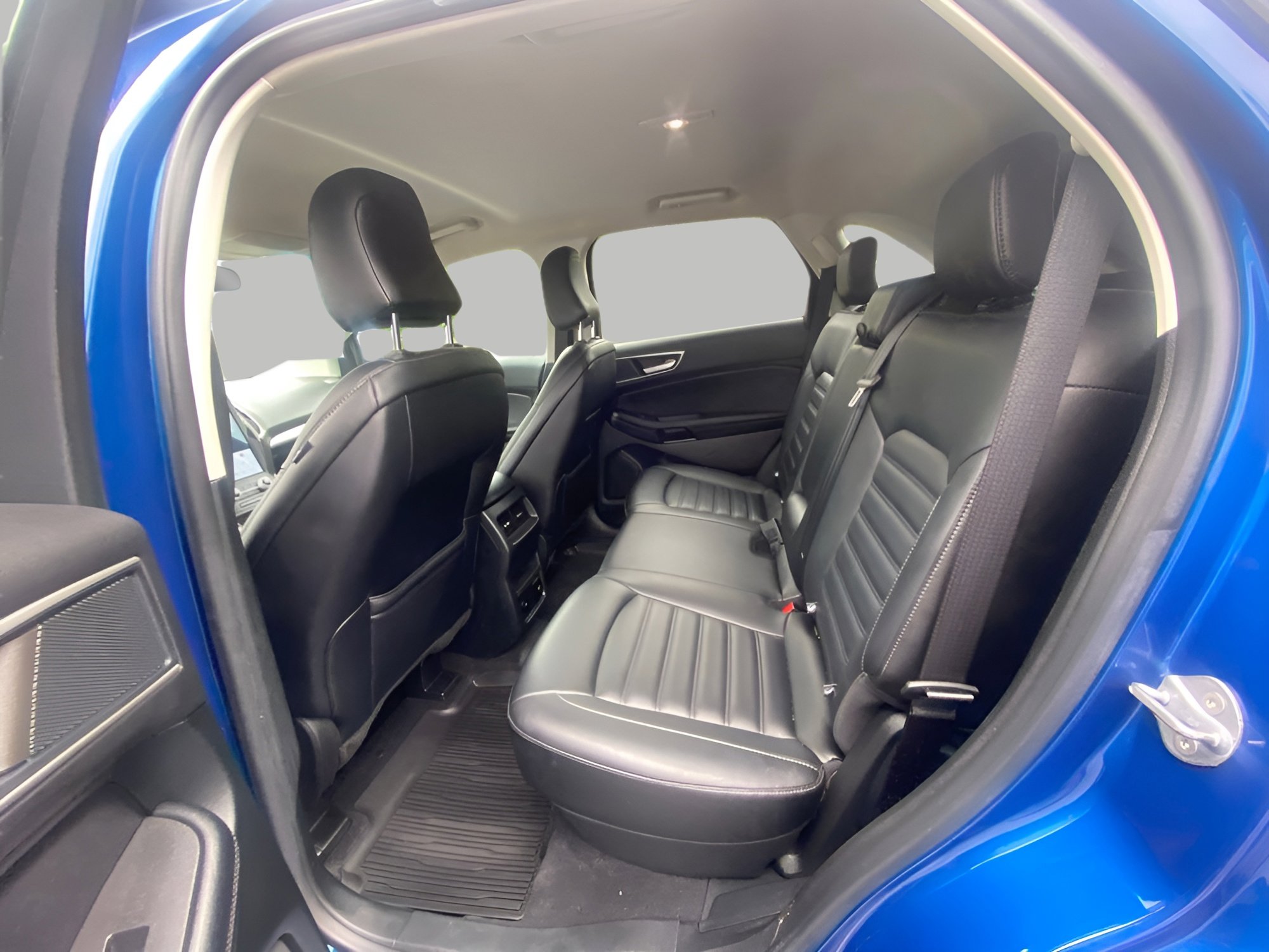 Certified 2023 Ford Edge SEL w/ Convenience Package AWD/4WD image 7