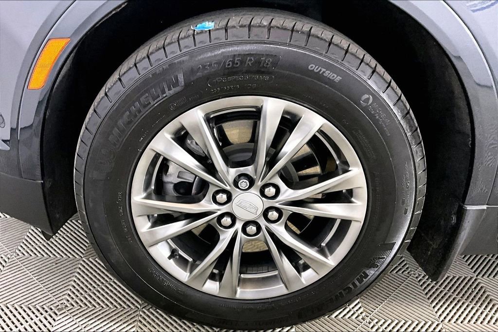 Used 2023 Cadillac XT5 Premium Luxury w/ Technology Package image 7