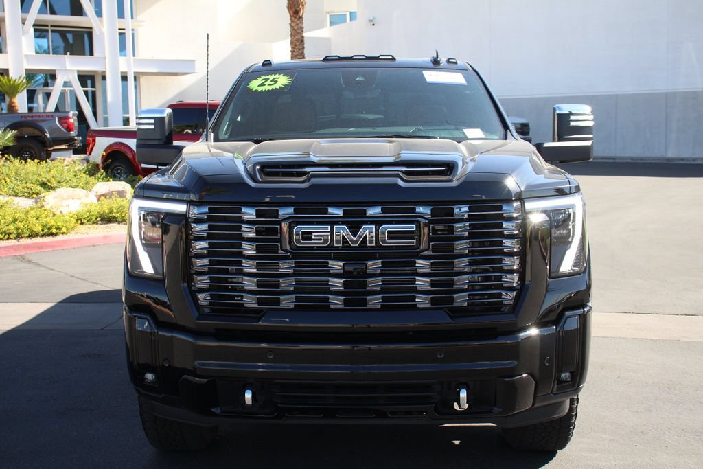 Used 2025 GMC Sierra 3500 Denali Ultimate AWD/4WD image 13