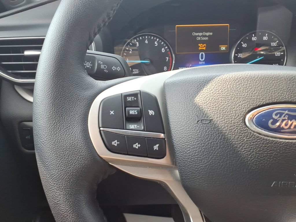 Certified 2024 Ford Explorer XLT AWD/4WD image 17