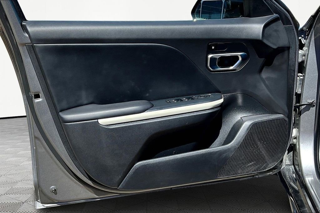 Used 2025 Kia K4 GT-Line w/ GT-Line Sunroof Package image 23