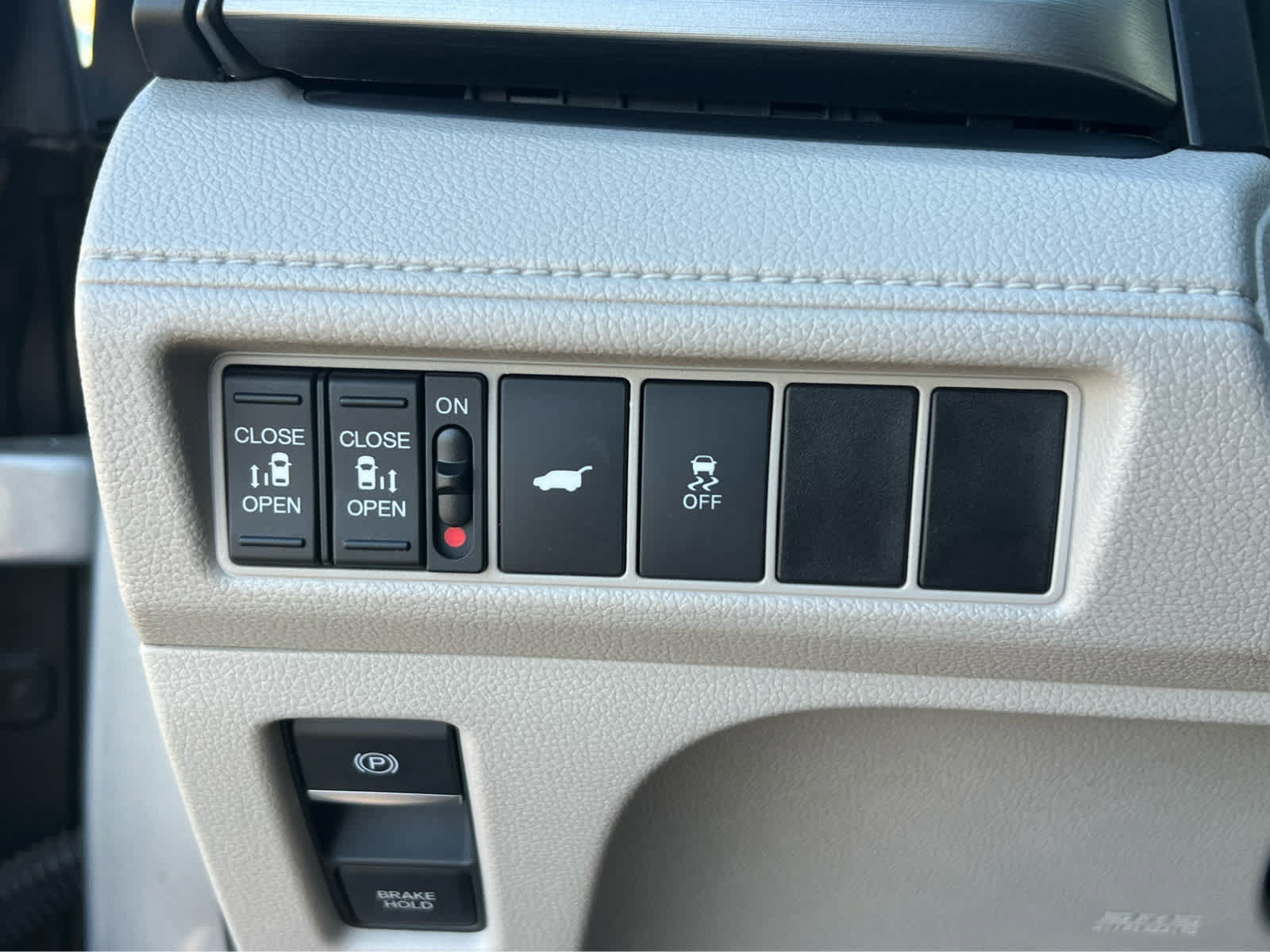 Used 2025 Honda Odyssey EX-L image 32