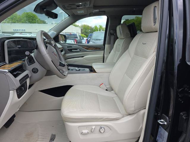 Used 2022 Cadillac Escalade ESV Premium Luxury Platinum AWD/4WD image 23