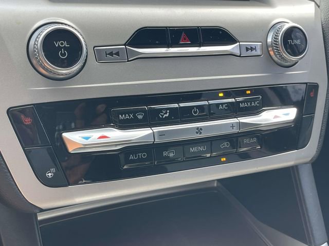 Certified 2022 Ford Explorer XLT w/ Equipment Group 202A image 24