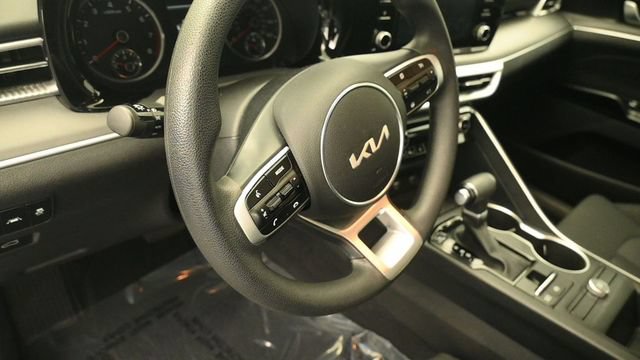 Used 2023 Kia K5 LXS FWD image 15