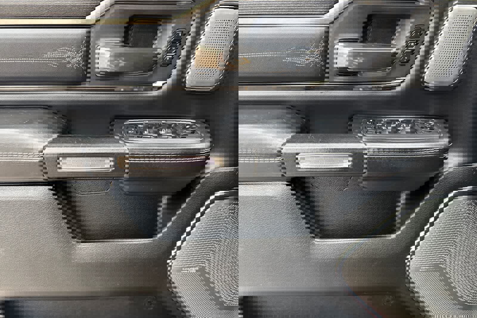 Used 2019 RAM 1500 Limited image 12