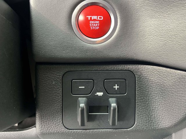 Used 2024 Toyota Tundra Platinum w/ TRD Off-Road Package AWD/4WD image 33