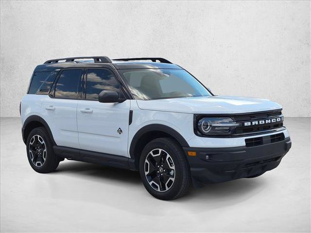 Certified 2024 Ford Bronco Sport Outer Banks w/ Tech Package AWD/4WD image 3