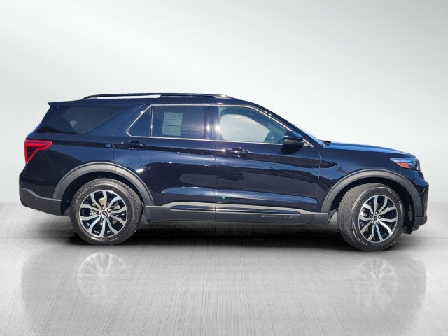 Certified 2020 Ford Explorer ST w/ Premium Technology Package AWD/4WD image 3