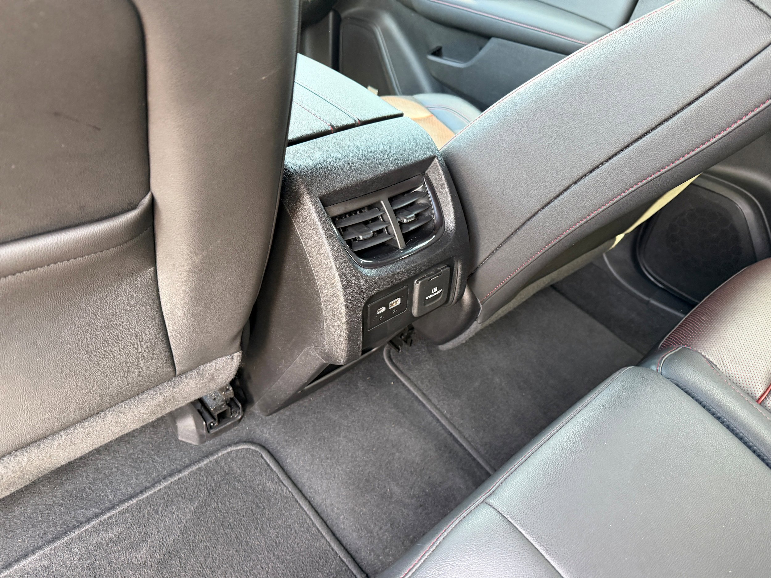 Used 2019 Chevrolet Blazer RS AWD/4WD image 21