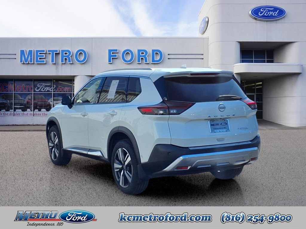 Used 2022 Nissan Rogue Platinum w/ Head-Up Display Package FWD image 5