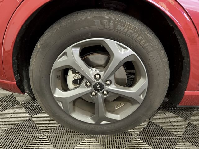 Certified 2023 Ford Escape ST-Line w/ Cold Weather Package FWD image 9