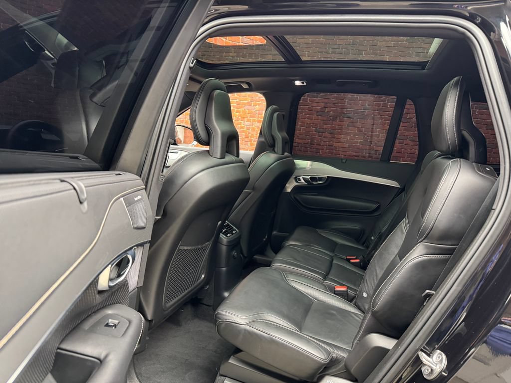 Used 2022 Volvo XC90 T8 R-Design w/ Advanced Package AWD/4WD image 24