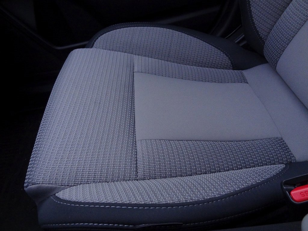 Used 2025 Subaru Outback Premium image 9