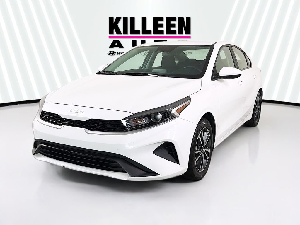 Used 2024 Kia Forte LXS FWD image 3