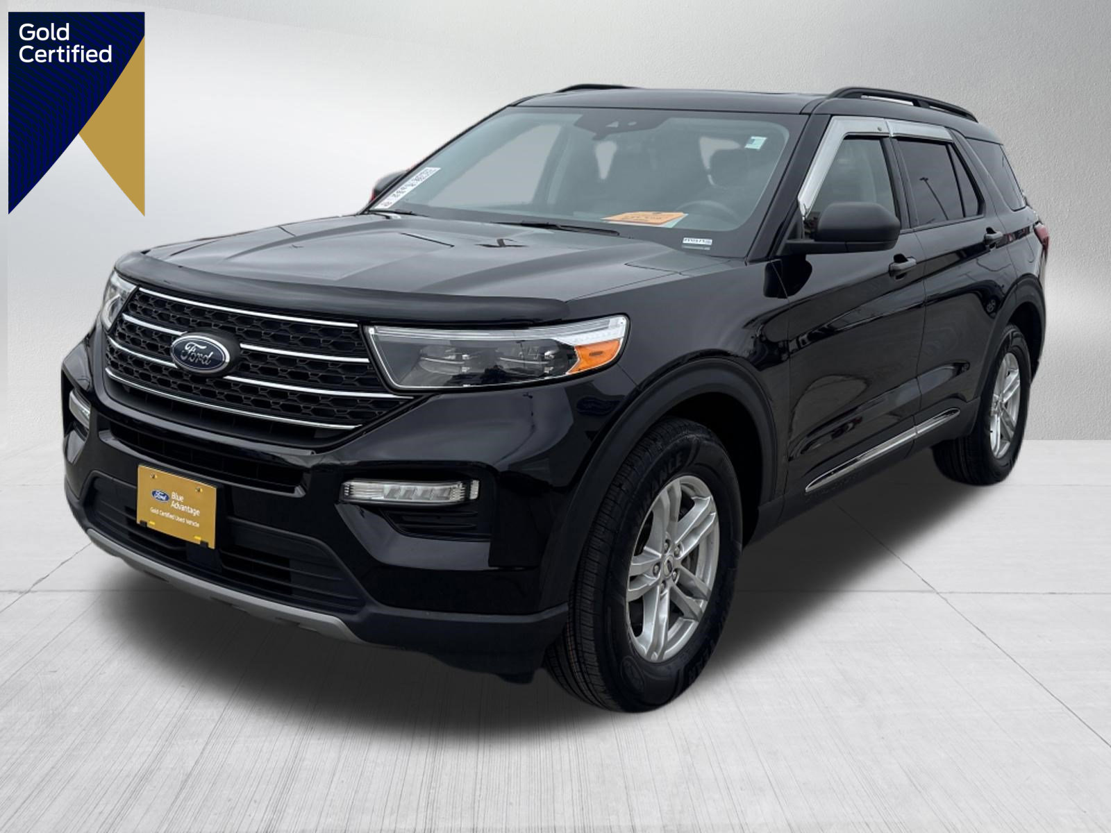 Certified 2022 Ford Explorer XLT AWD/4WD image 1