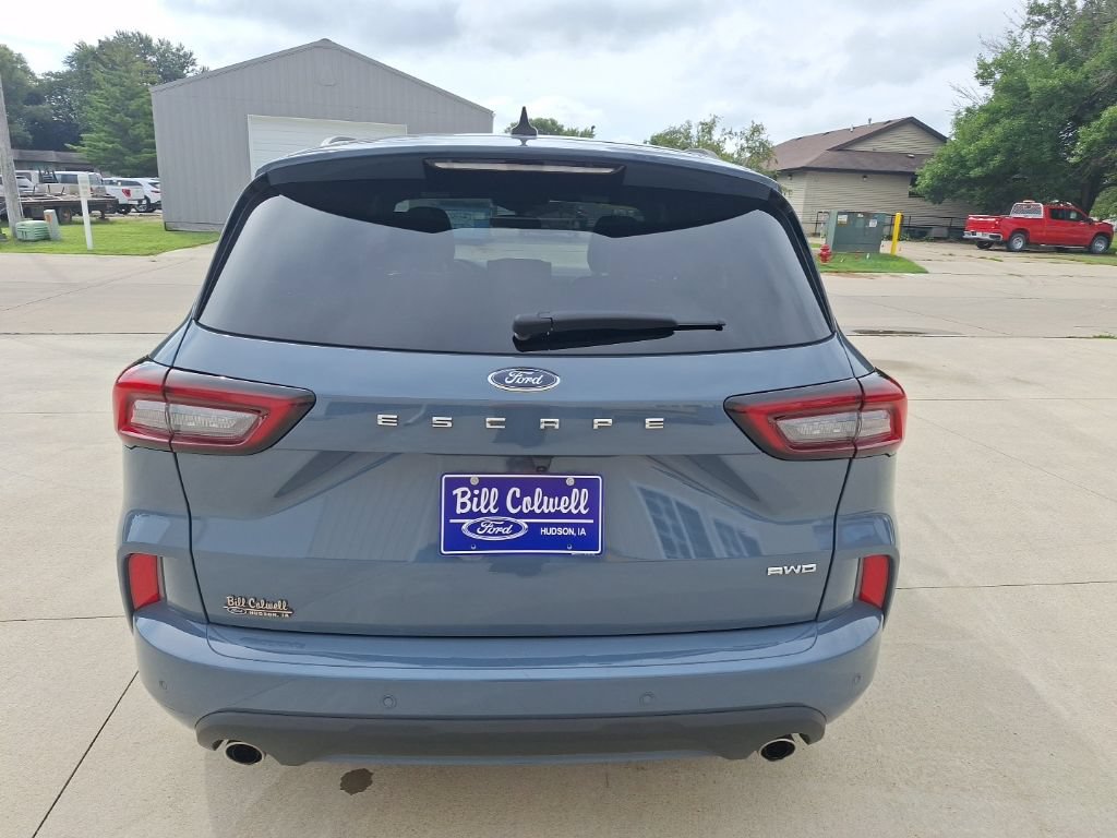 Certified 2024 Ford Escape ST-Line w/ Tech Pack #1 AWD/4WD image 18
