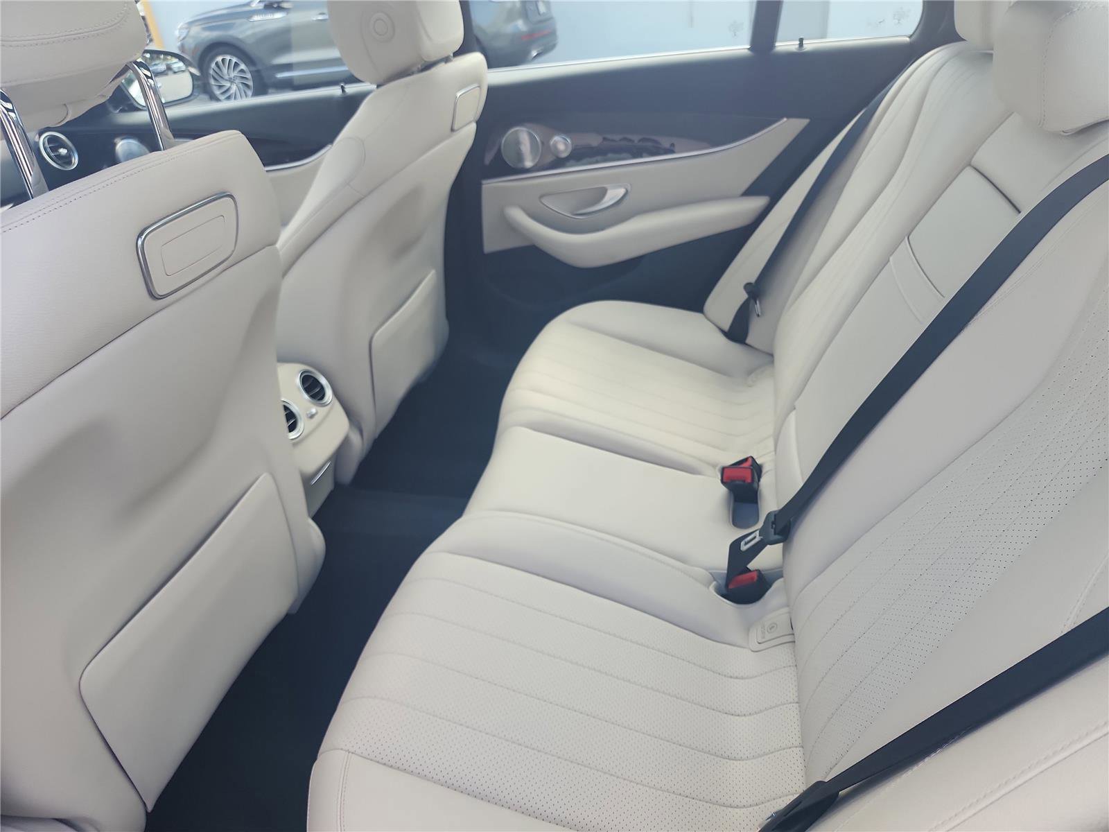 Used 2019 Mercedes-Benz E 300 E 300 image 21