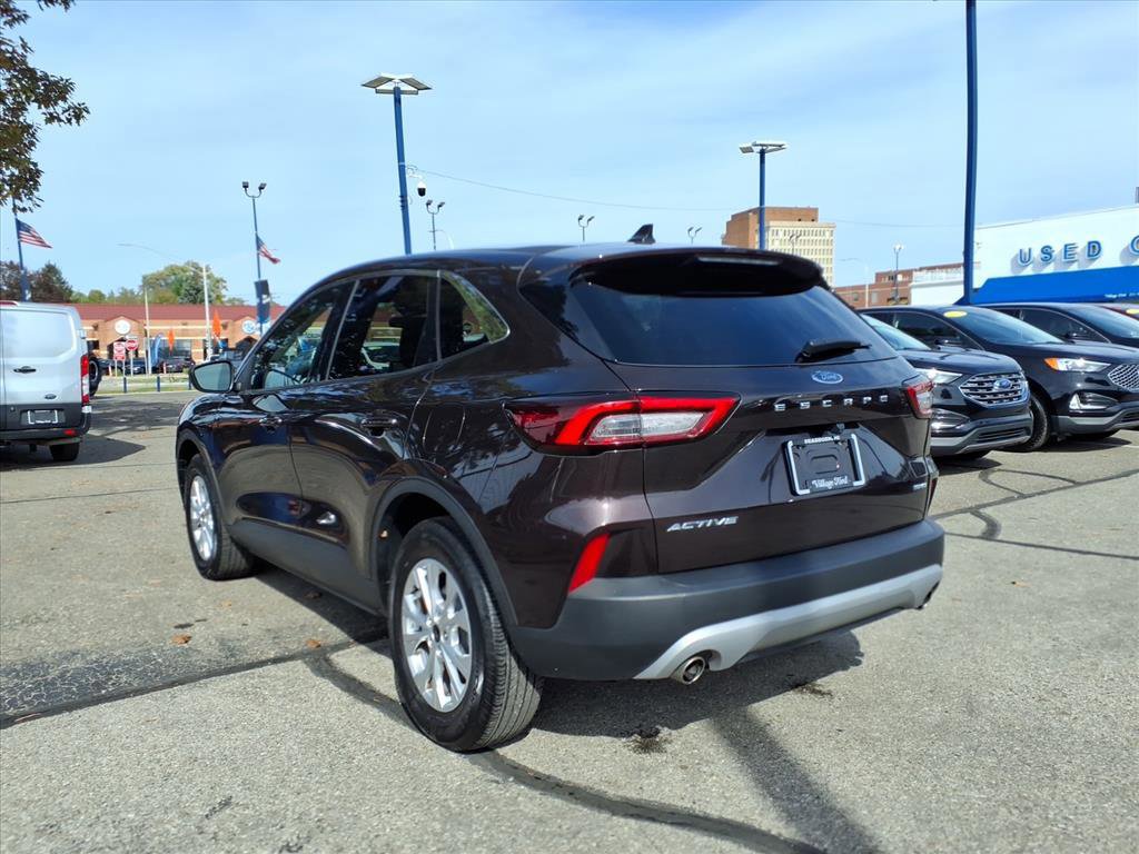 Certified 2023 Ford Escape Active image 4