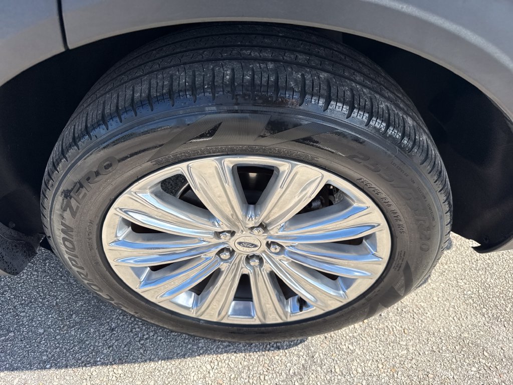 Certified 2022 Ford Explorer Limited w/ Equipment Group 301A RWD image 13