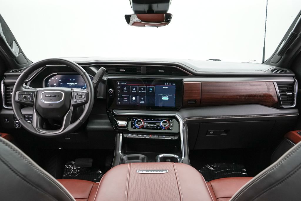 Used 2025 GMC Sierra 2500 Denali Ultimate image 19