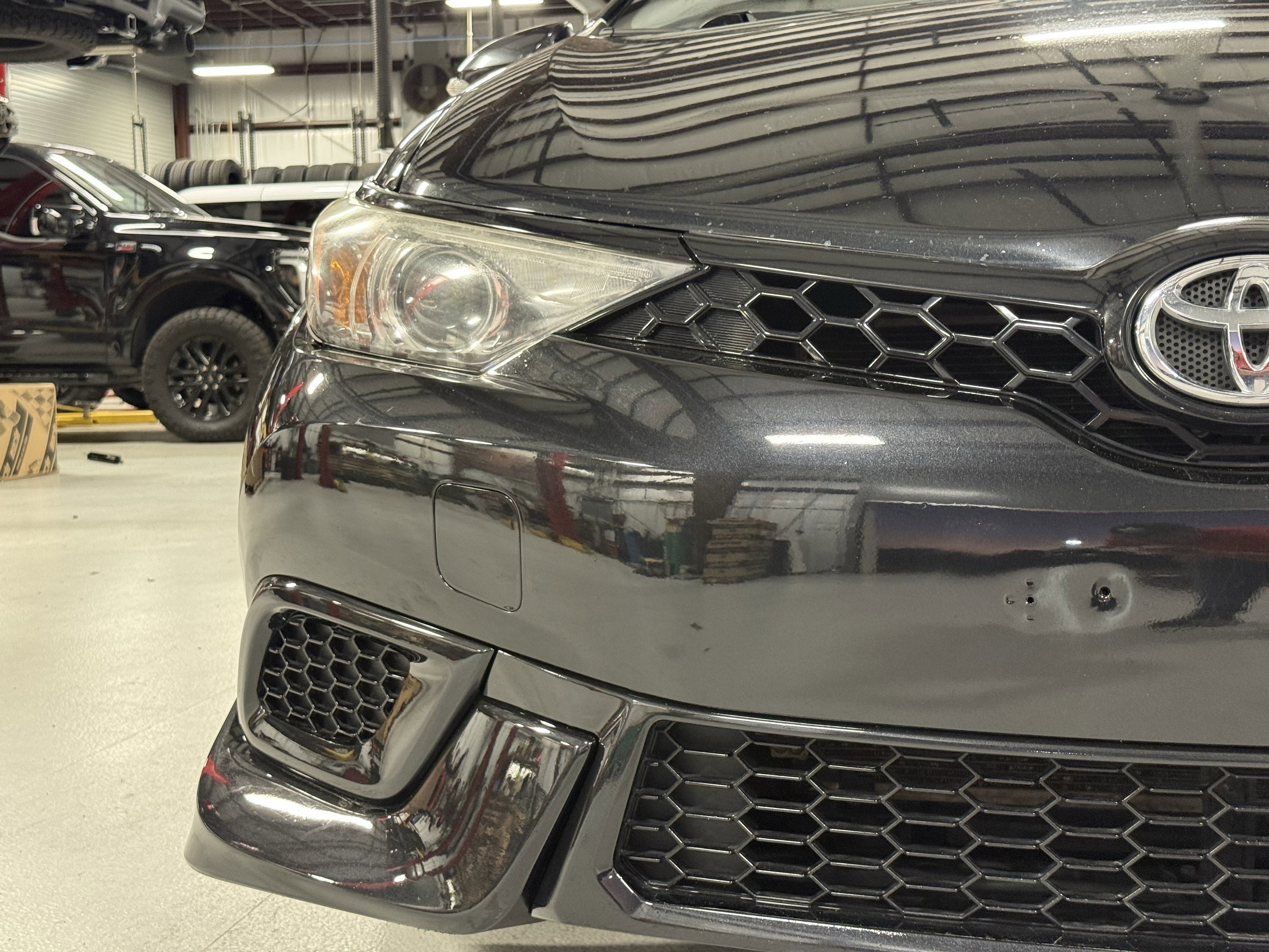 Used 2017 Toyota Corolla iM image 9